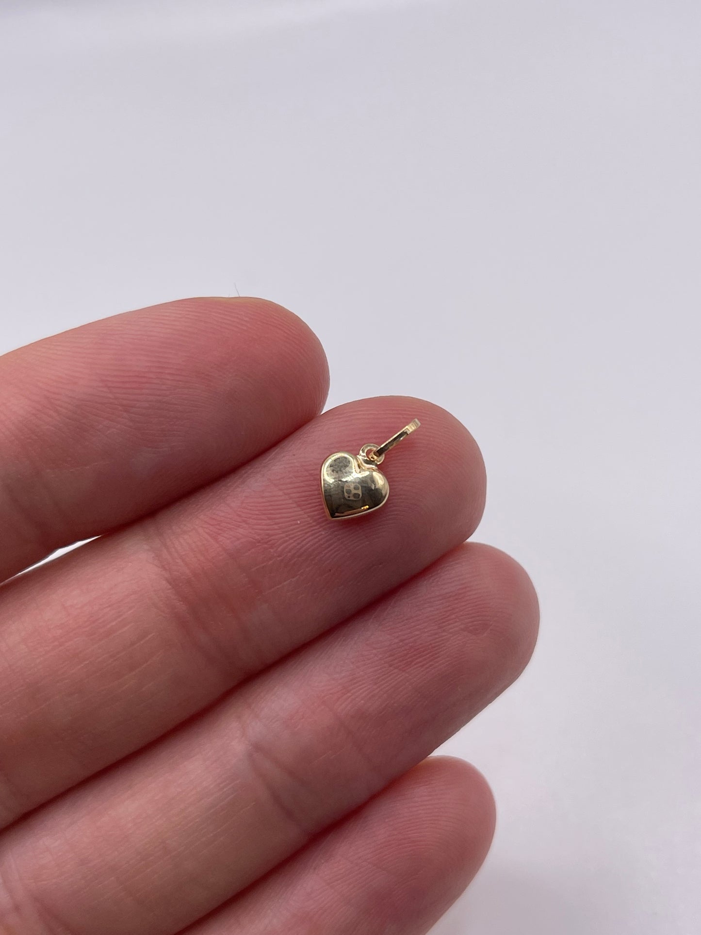 9ct gold heart charm