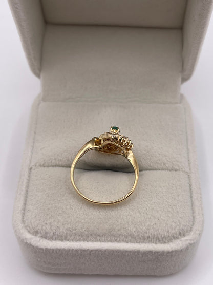 14ct gold emerald and diamond ring