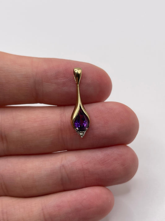 9ct gold amethyst and diamond pendant
