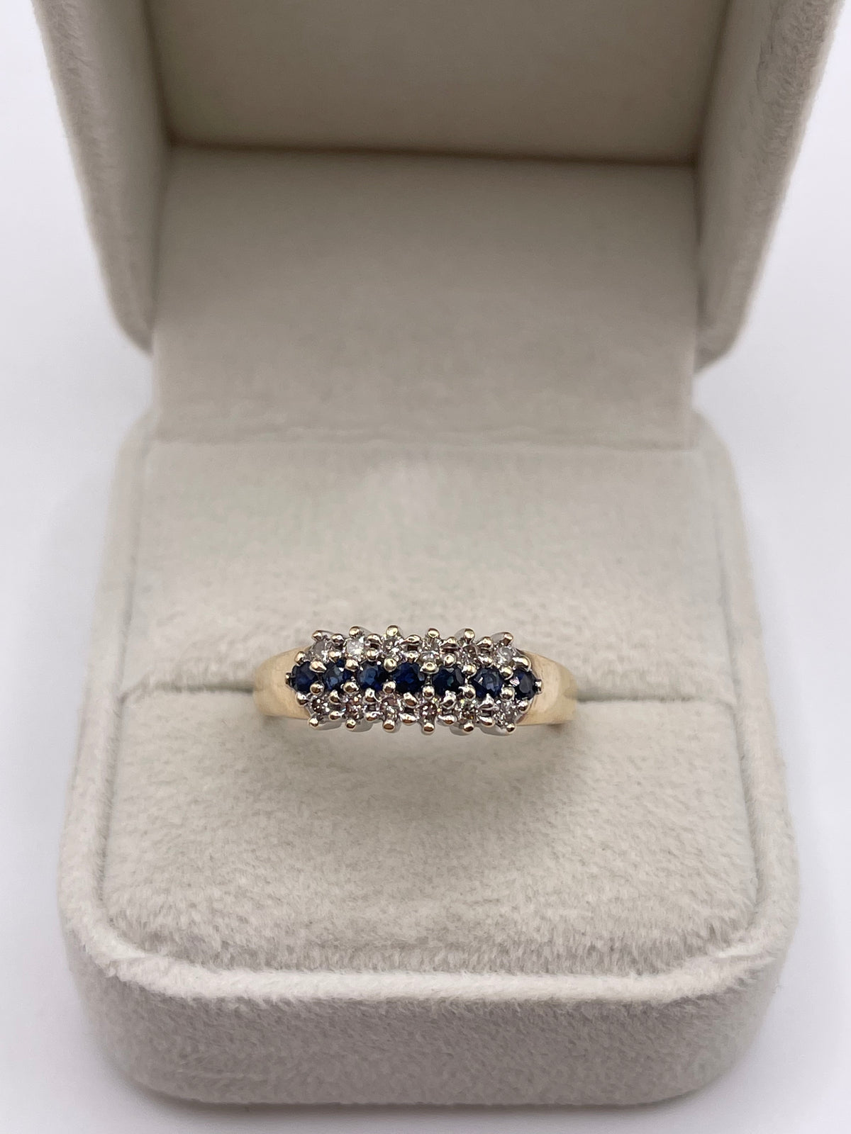 9ct gold sapphire and diamond ring