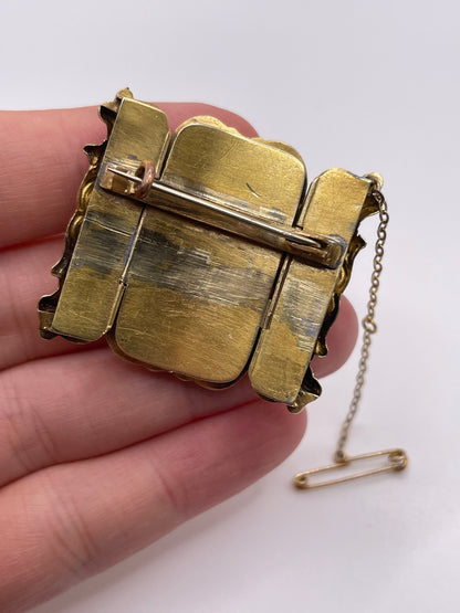 Antique 18ct gold regards clasp / brooch