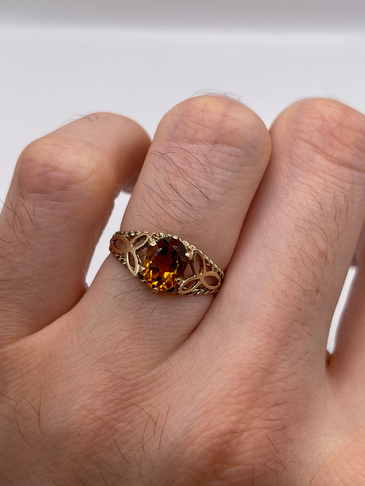 9ct gold citrine ring