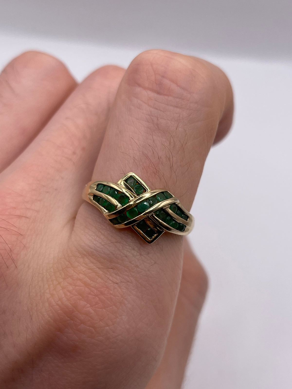9ct gold emerald cluster ring