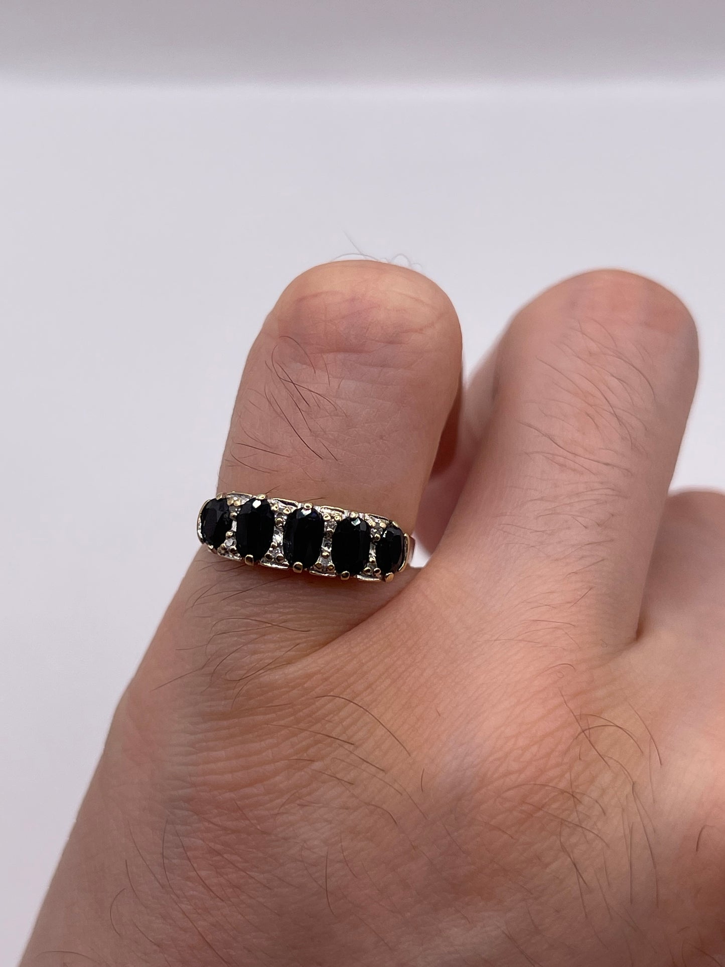 9ct gold sapphire and diamond ring