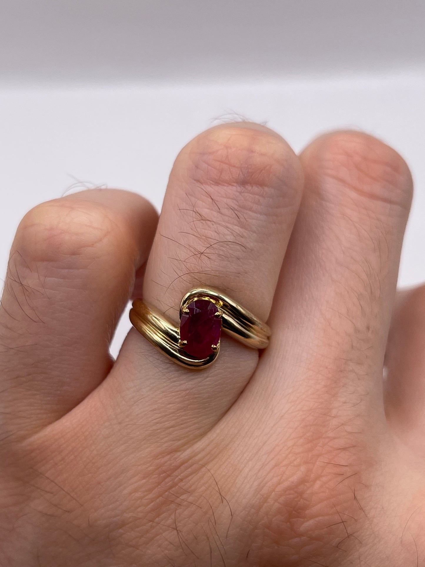 9ct gold ruby ring