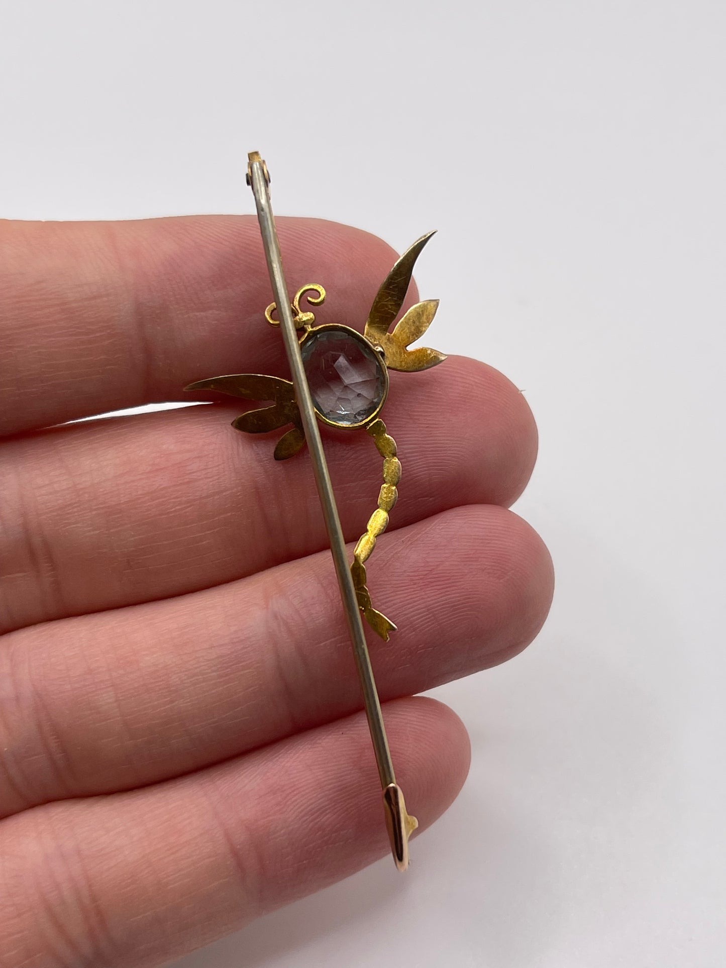 9ct gold synthetic spinel dragonfly brooch