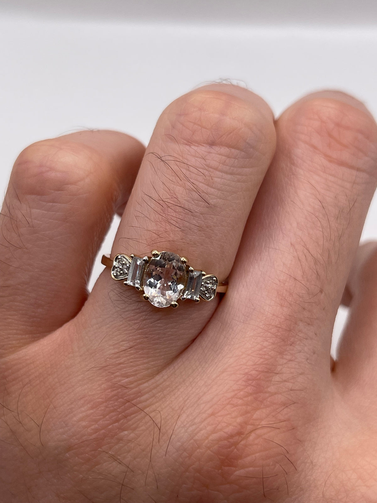 9ct gold pale morganite and zircon ring