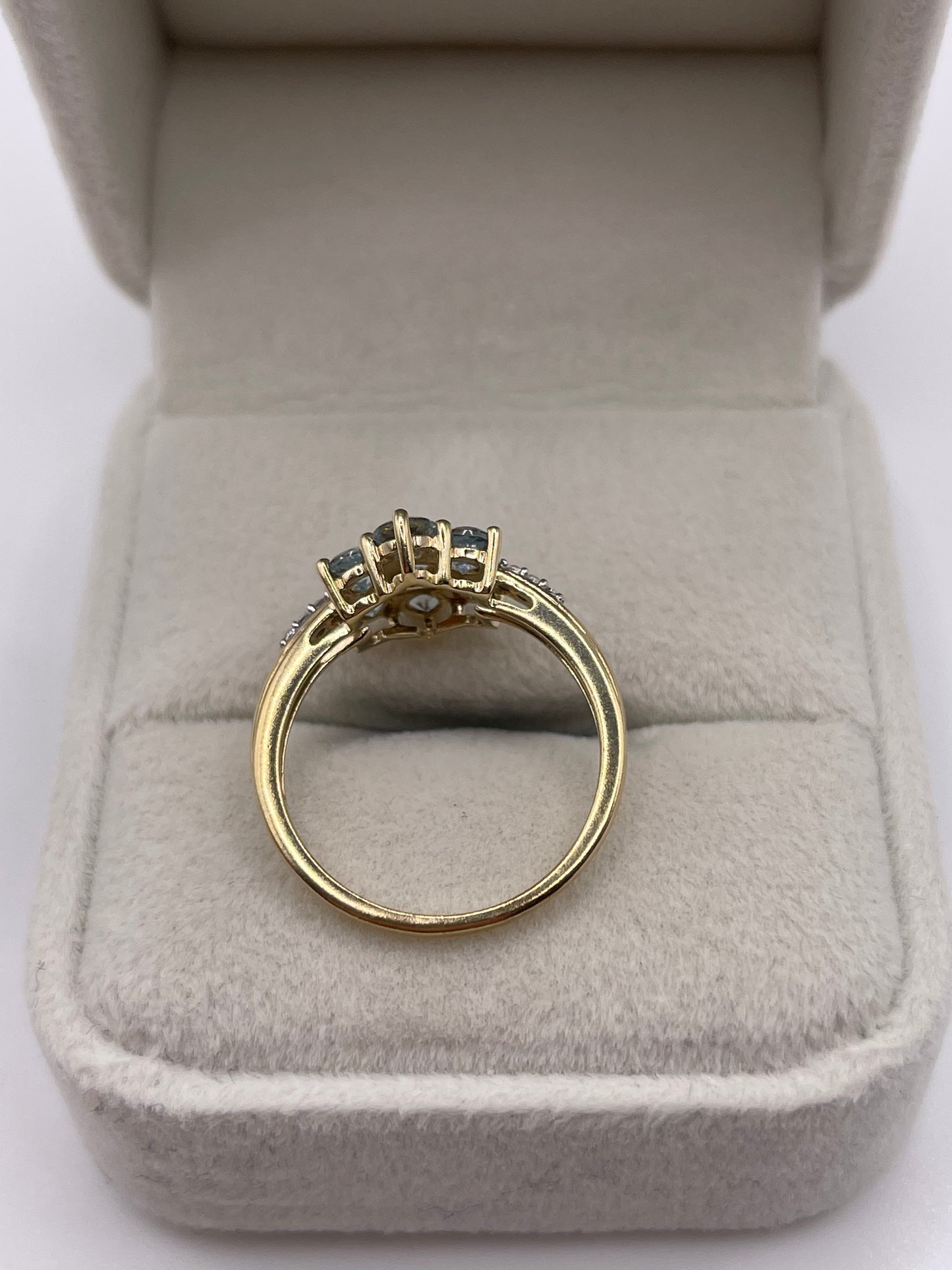 9ct gold topaz cluster ring