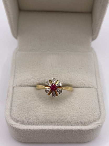 18ct gold ruby and diamond ring