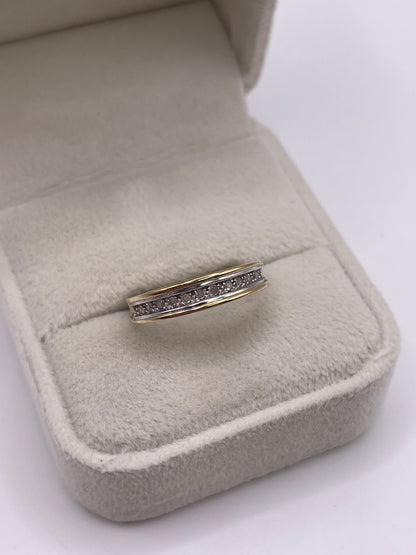 9ct gold diamond ring