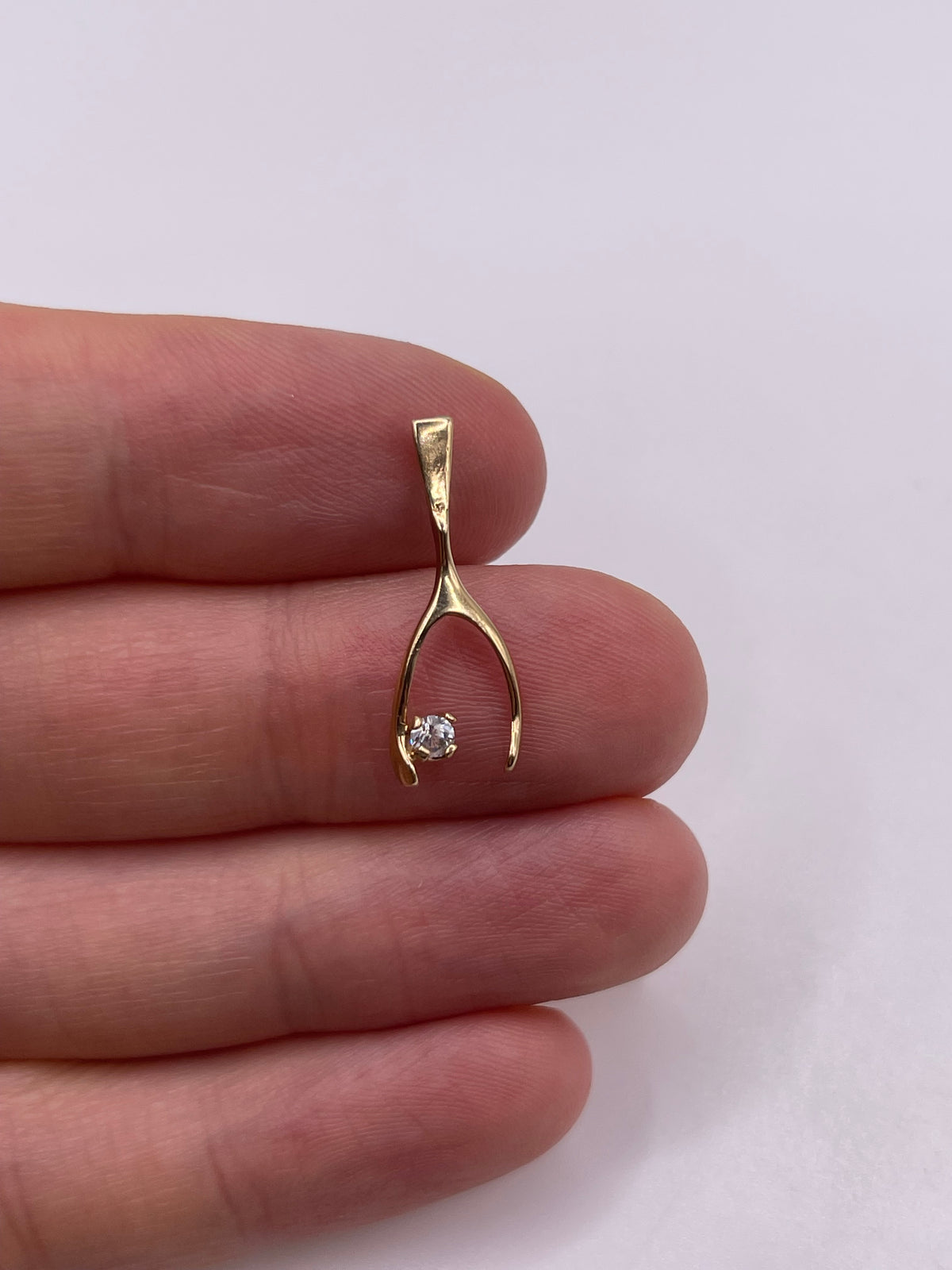 9ct gold cz wishbone pendant