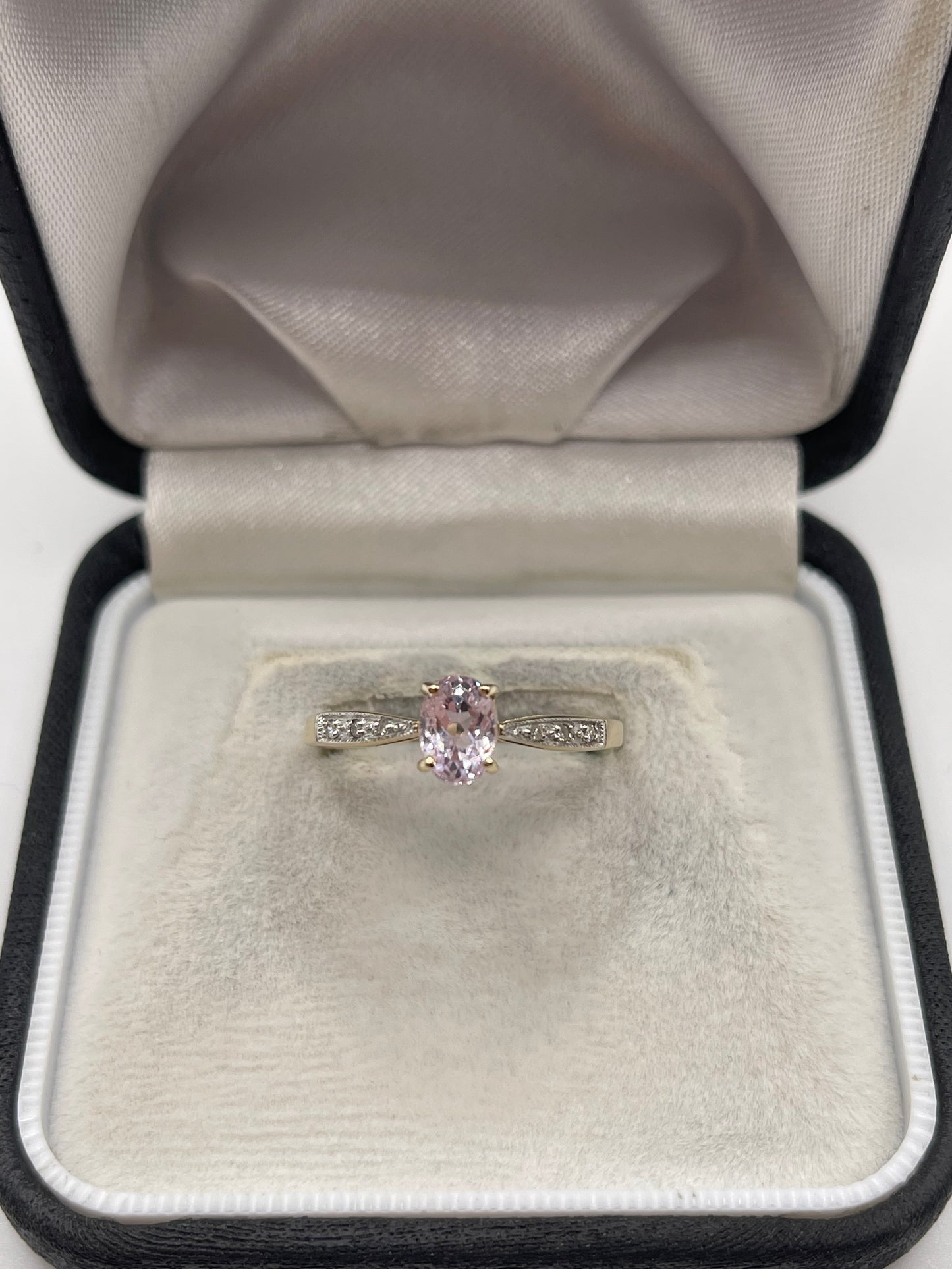 9ct gold kunzite and diamond ring