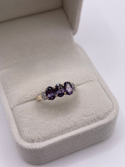 9ct gold quartz and zircon ring