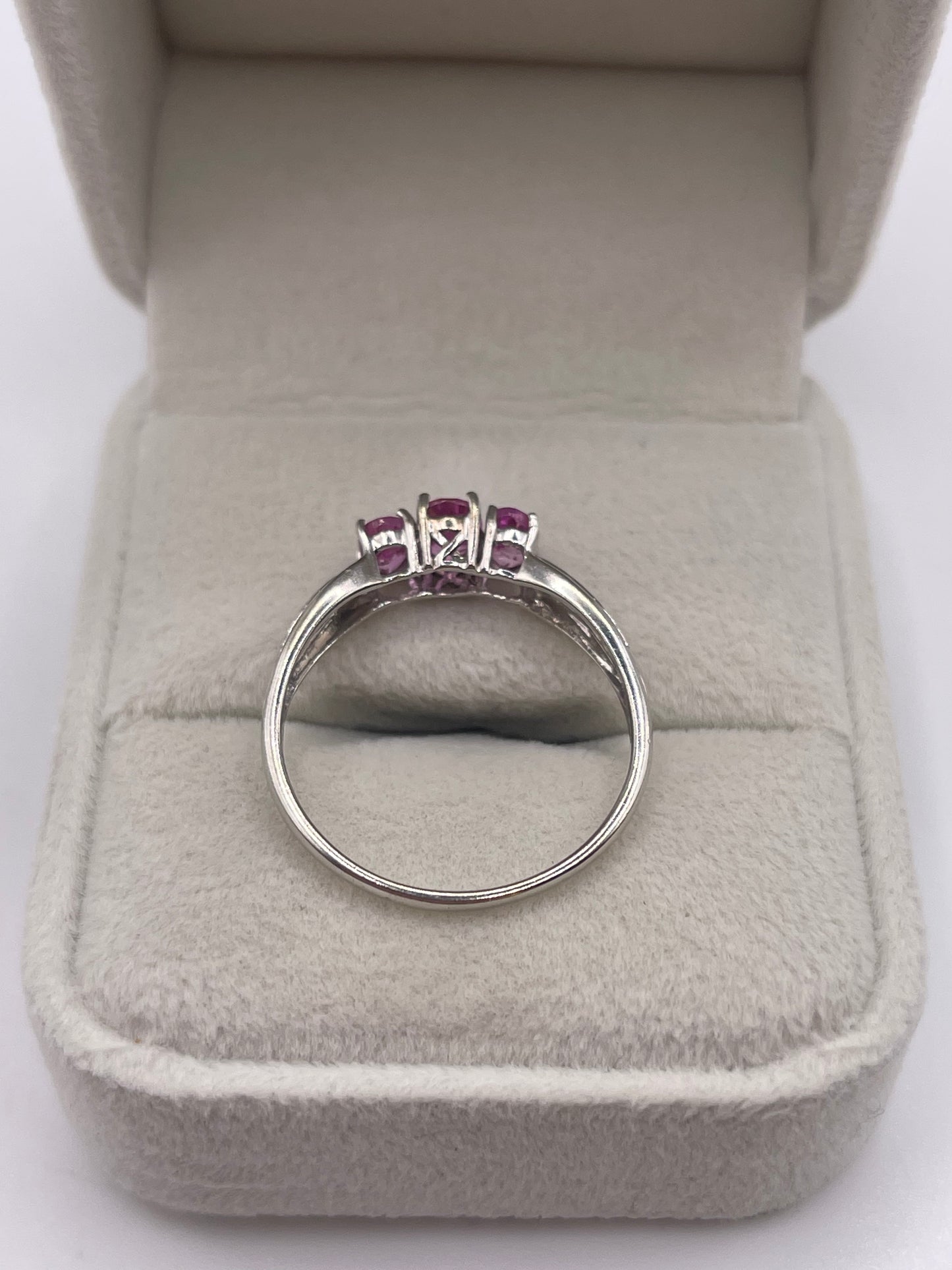 9ct white gold pink sapphire and diamond ring