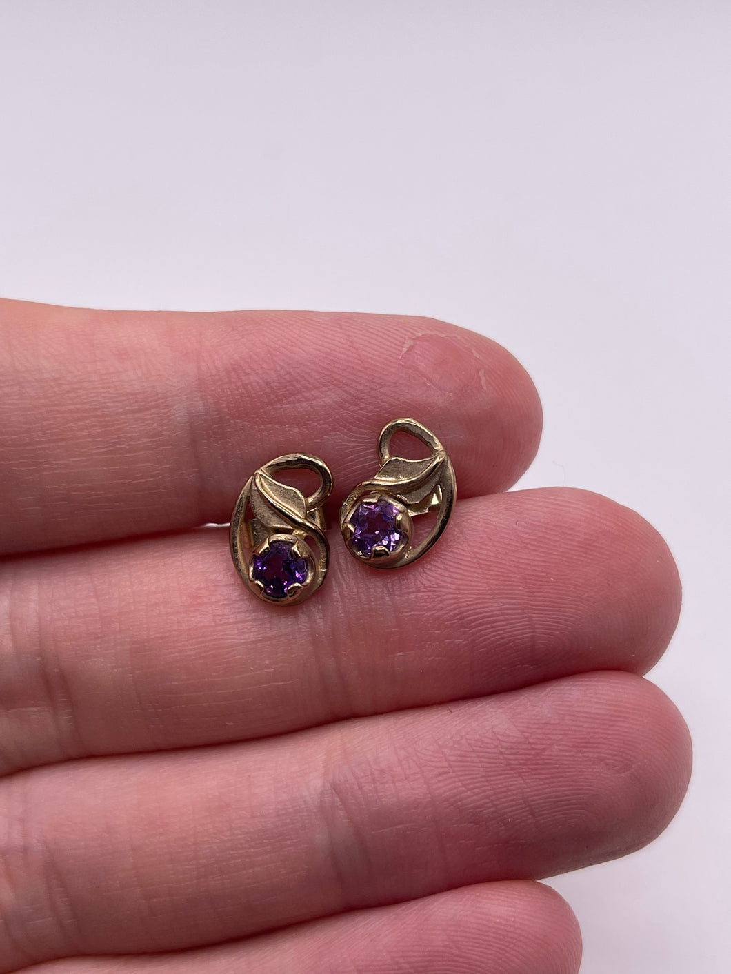 9ct gold amethyst earrings