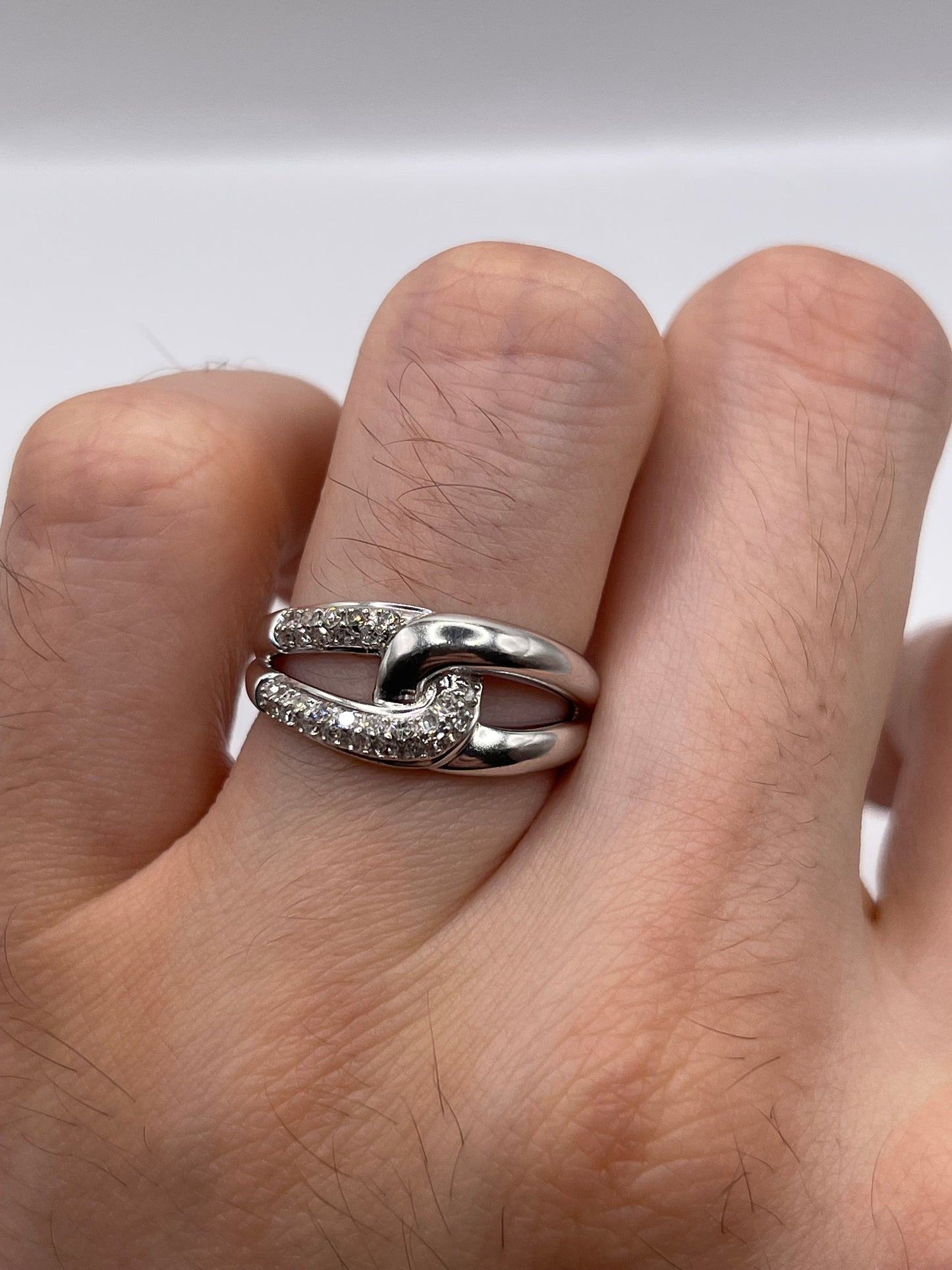 9ct white gold diamond cluster ring