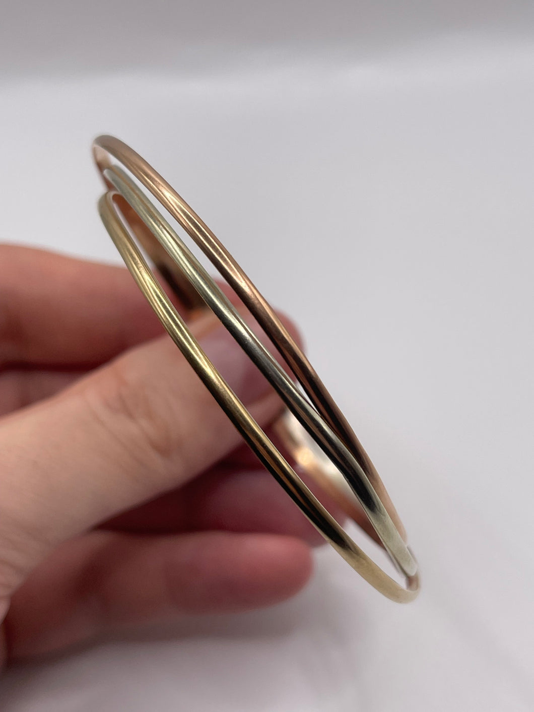 9ct tri gold bangle