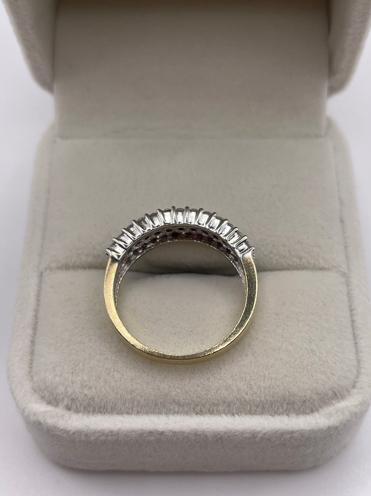 9ct gold diamond cluster ring