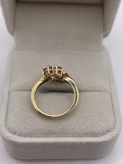 9ct gold pink sapphire ring
