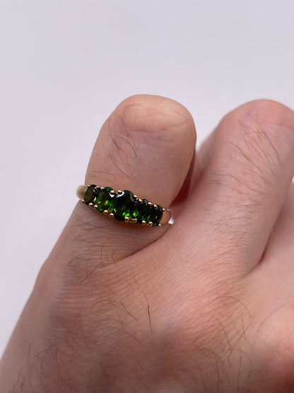 9ct gold diopside ring