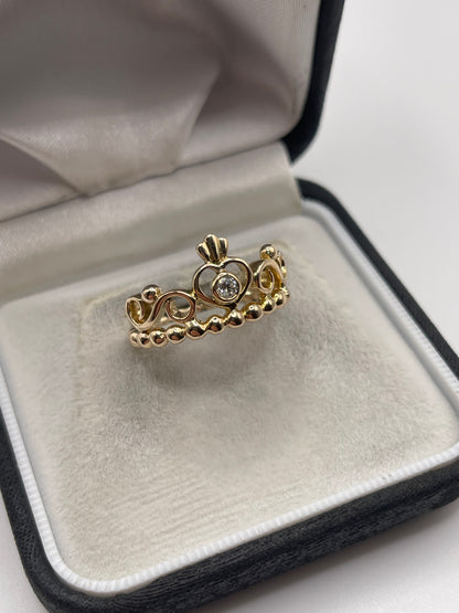 9ct gold diamond crown ring