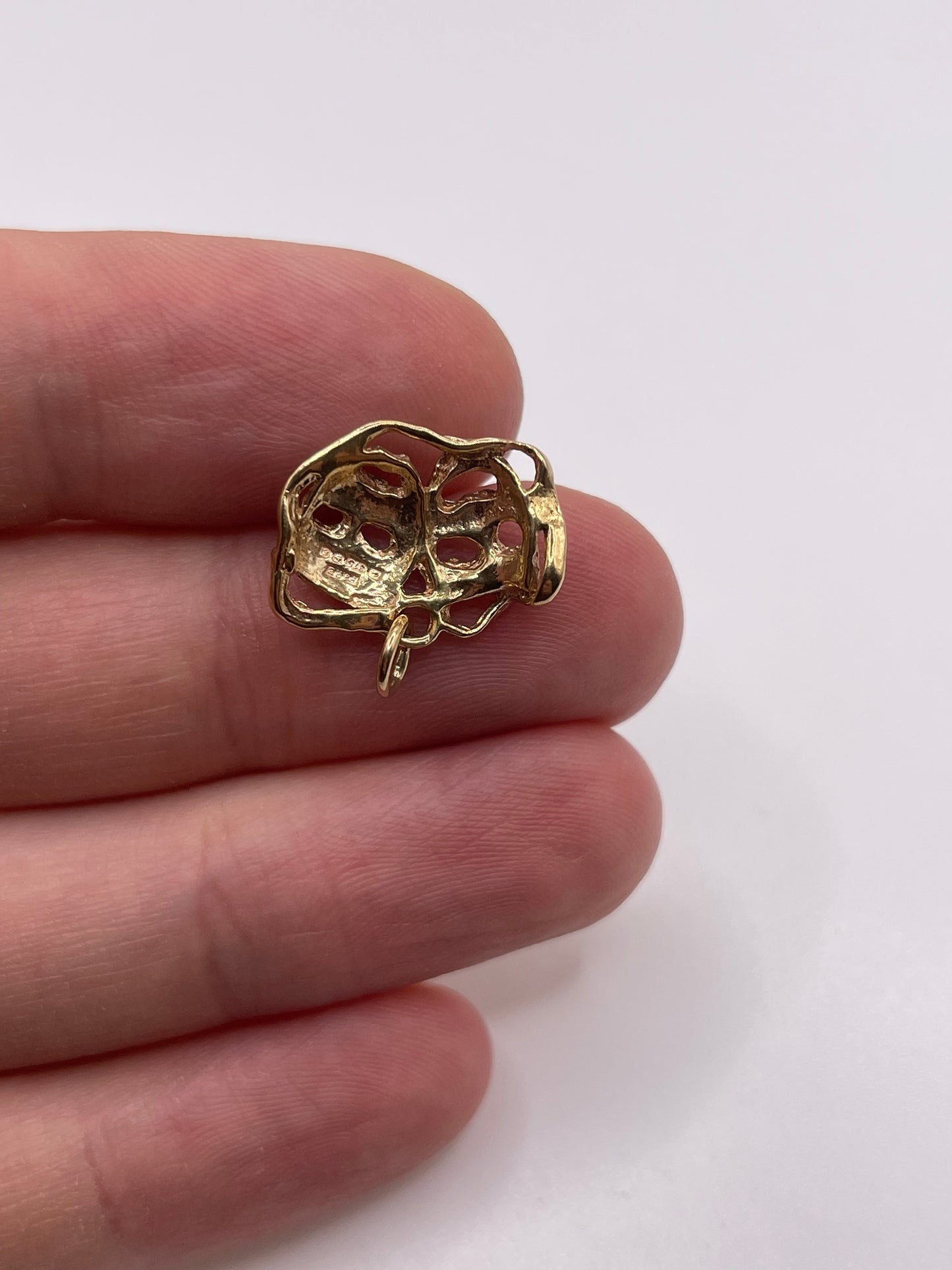 9ct gold comedy mask charm