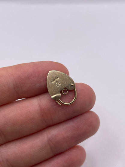 9ct gold padlock 17