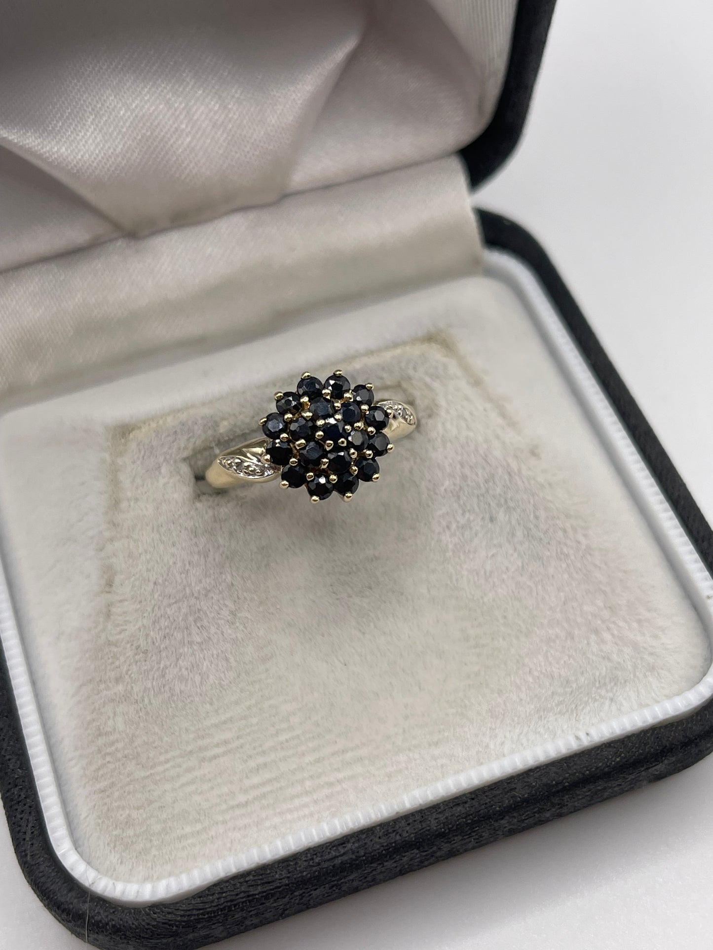 9ct gold sapphire and diamond ring