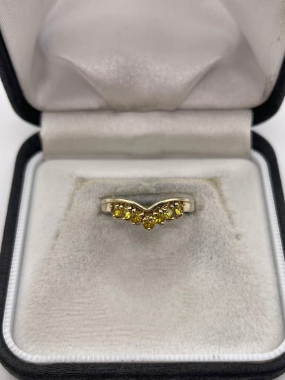 9ct gold quartz wishbone ring