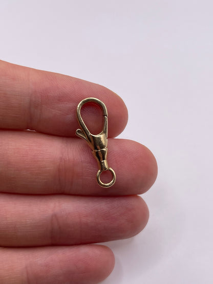 9ct gold dog clip 1