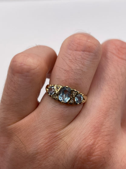 9ct gold topaz and diamond ring