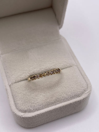 9ct gold quartz ring