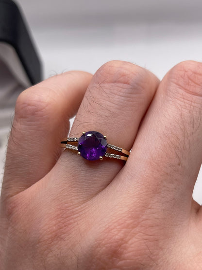 9ct gold amethyst and diamond ring