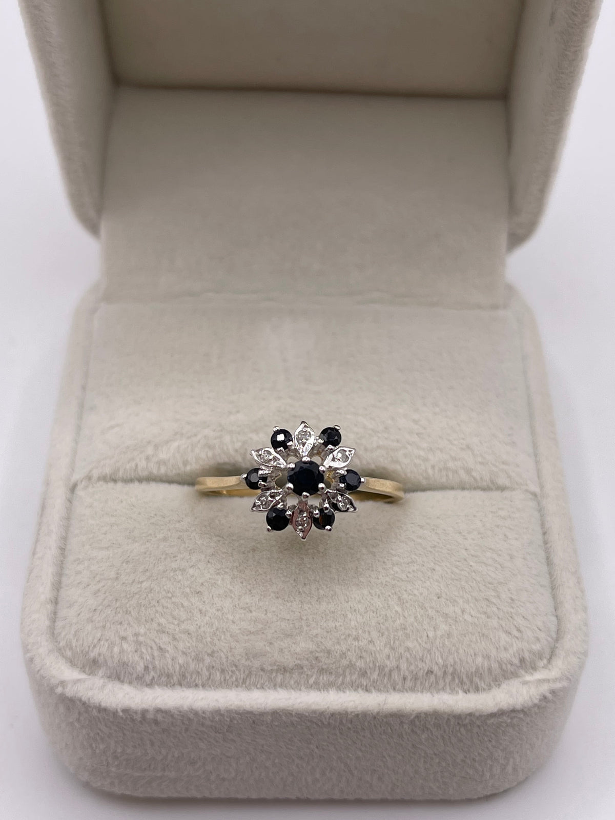 9ct gold sapphire and diamond ring