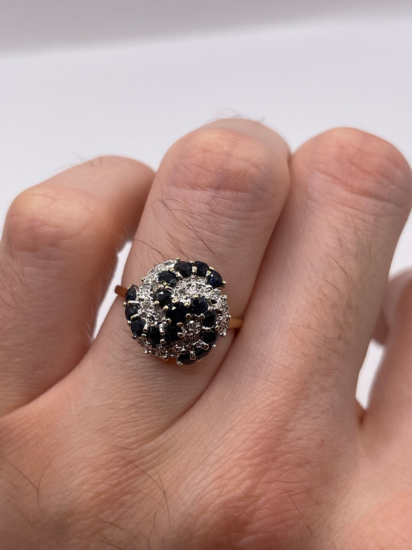 9ct gold sapphire and diamond clusyer ring