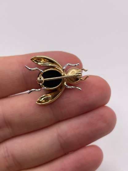 9ct gold onyx and pearl bee brooch