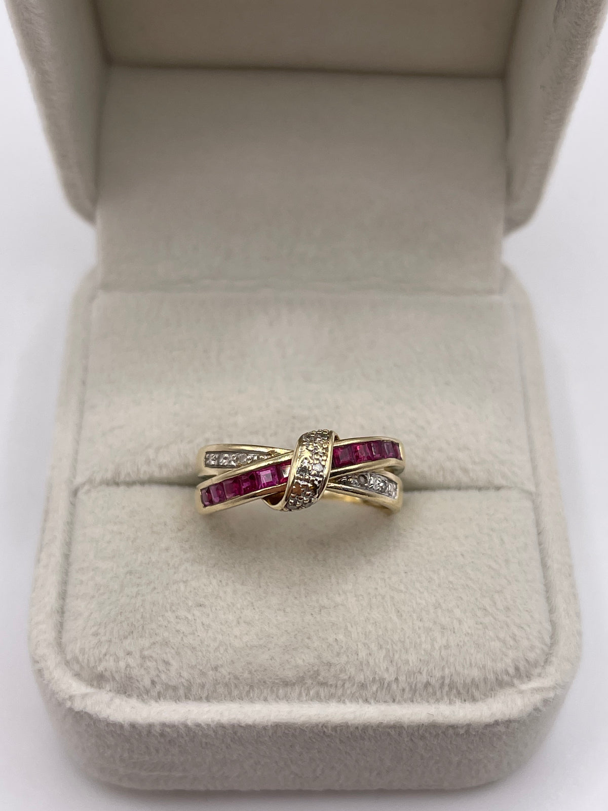 9ct gold ruby and diamond ring