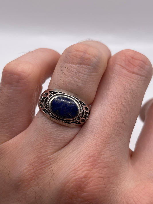 Silver lapis lazuli ring