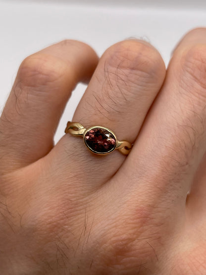 9ct gold tourmaline ring
