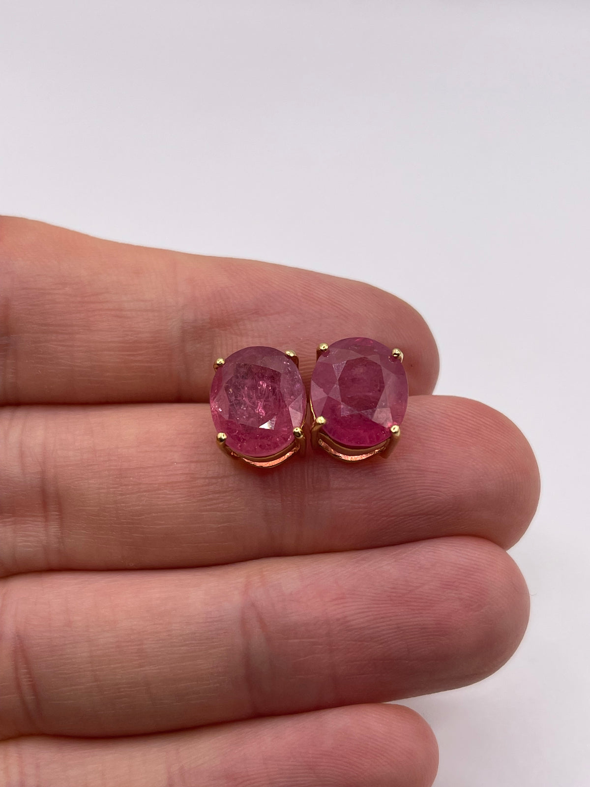18ct gold ruby earrings