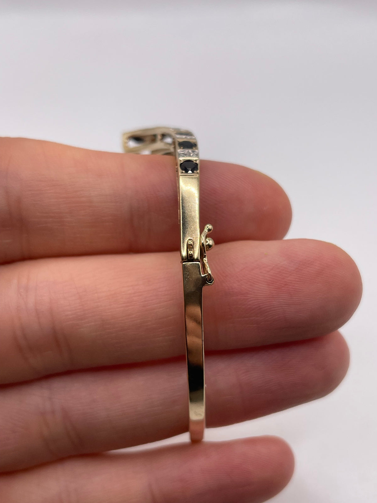 9ct gold sapphire and diamond bangle
