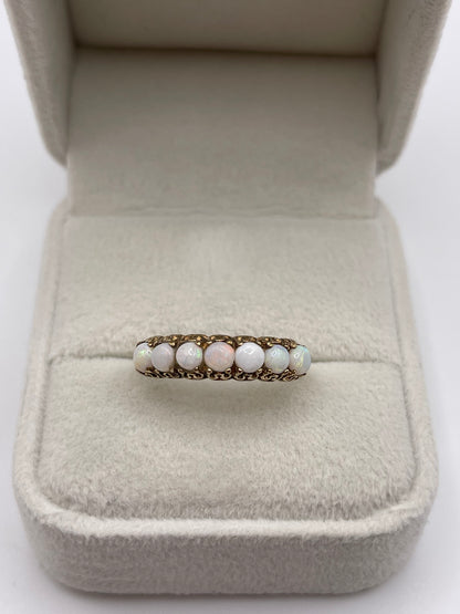 9ct gold opal ring