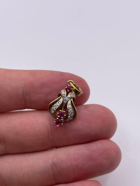 9ct gold ruby and diamond pendant