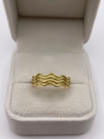 18ct gold ring