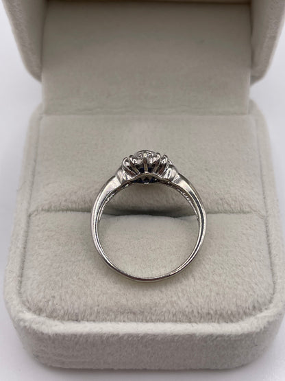 9ct white gold sapphire and diamond ring