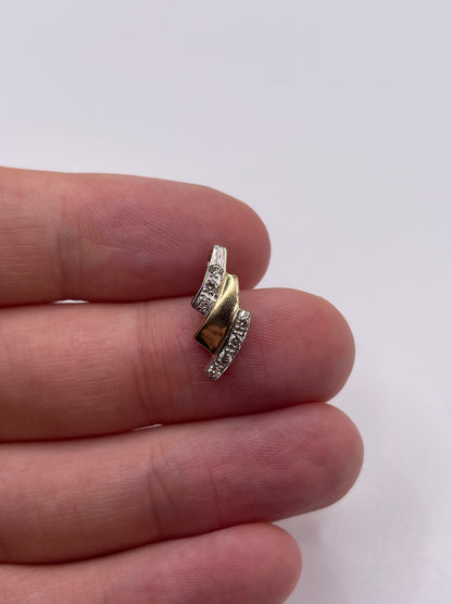 9ct gold diamond pendant