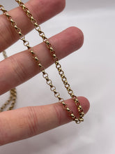 Load image into Gallery viewer, 9ct gold chain 413
