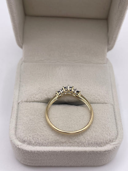 9ct gold sapphire and diamond ring