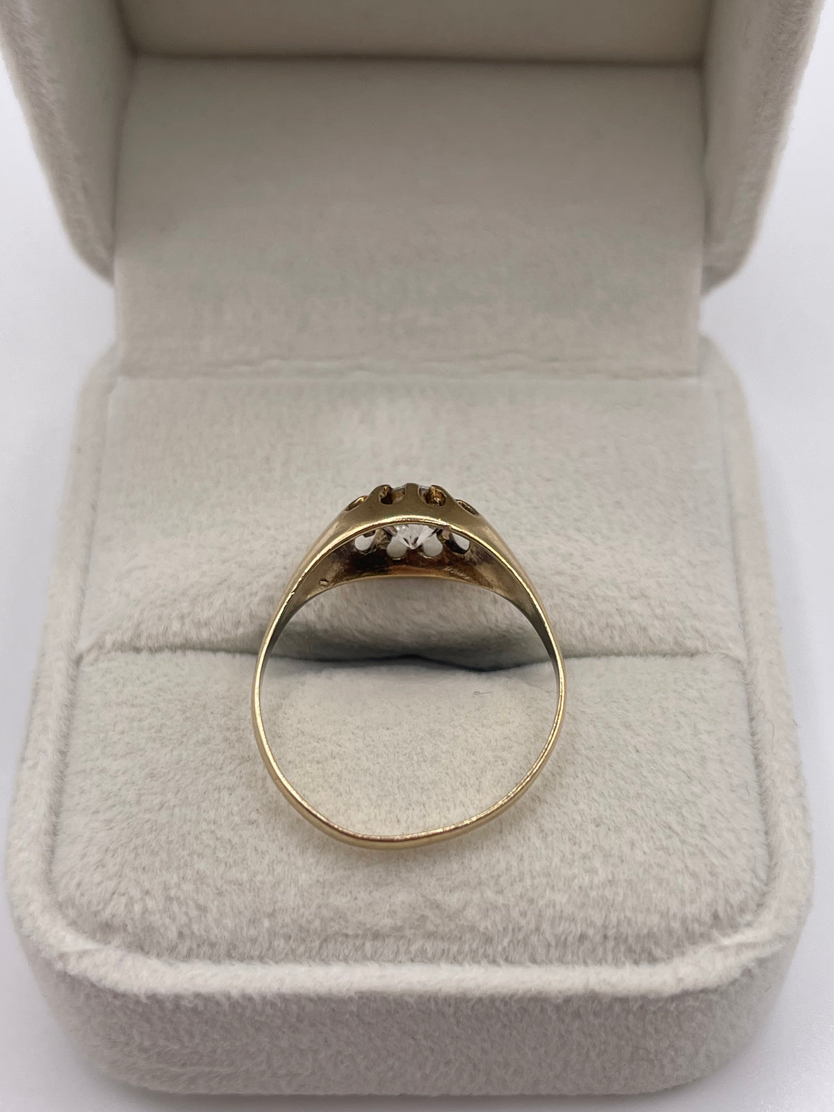 9ct gold cz gypsy ring
