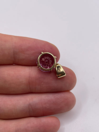 9ct gold pink topaz pendant